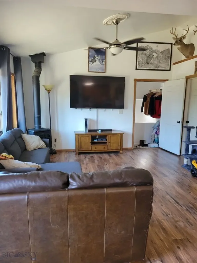 902 Nevada Street Belgrade MT 59714
