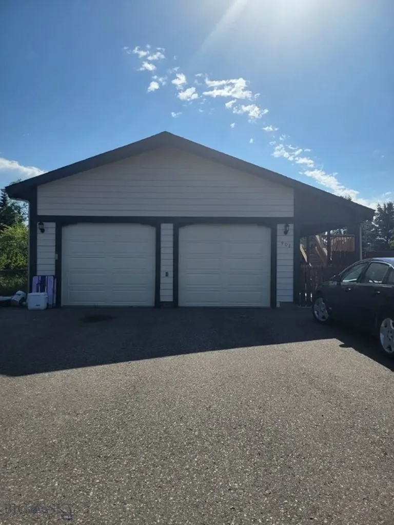 902 Nevada Street Belgrade MT 59714