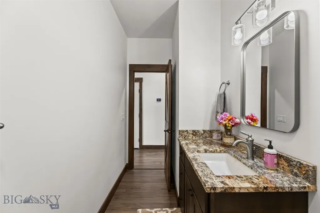726 & 728 Madison Avenue Ennis MT 59729