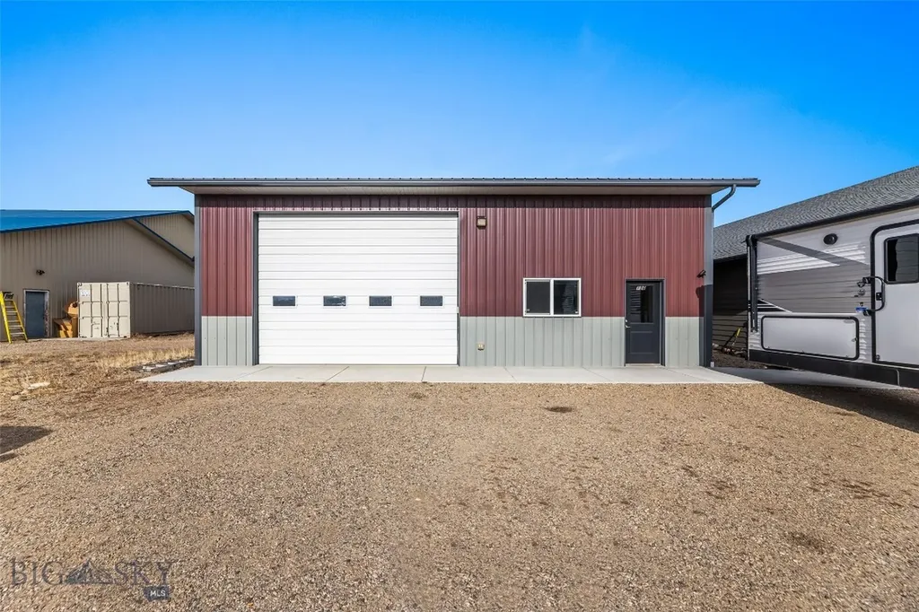 726 & 728 Madison Avenue Ennis MT 59729