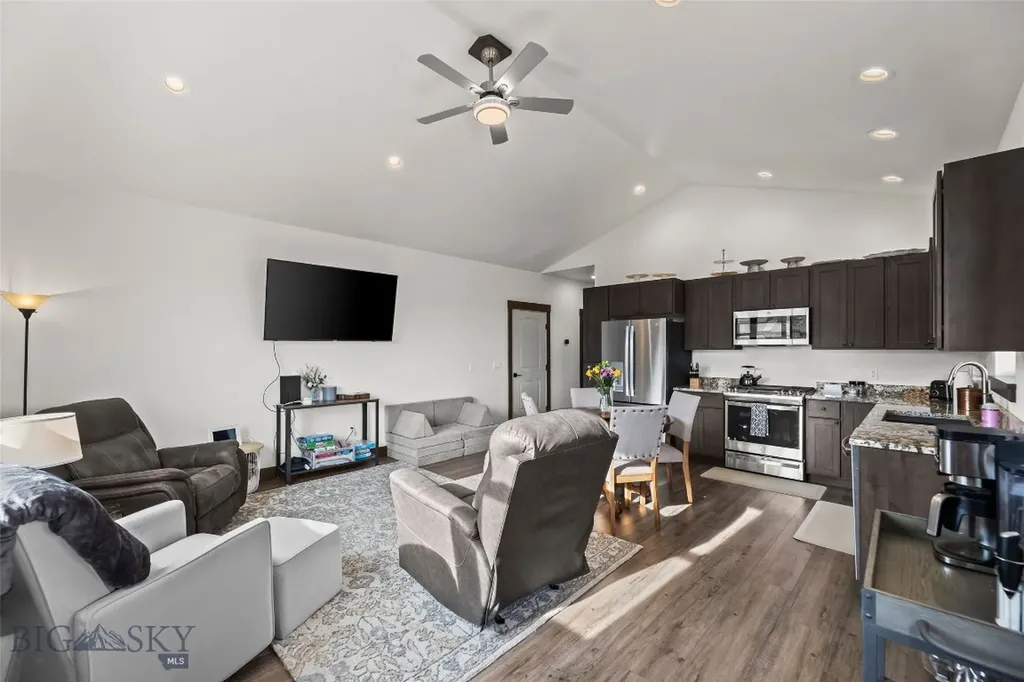 726 & 728 Madison Avenue Ennis MT 59729