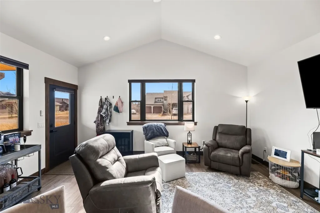 726 & 728 Madison Avenue Ennis MT 59729