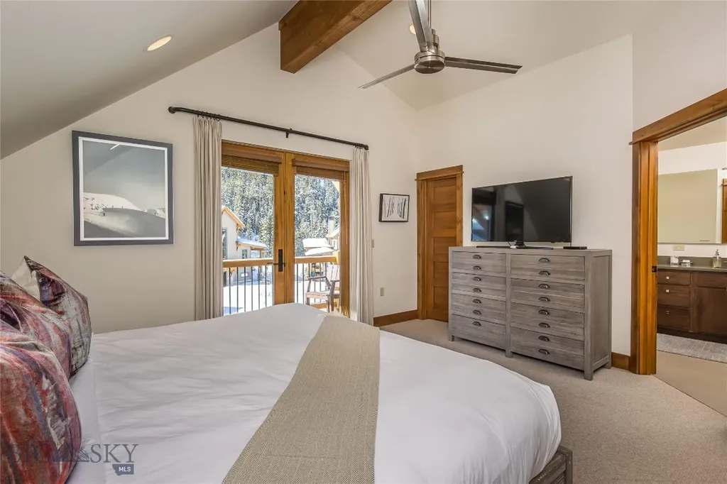 18 Claim Jumper Road Big Sky MT 59716