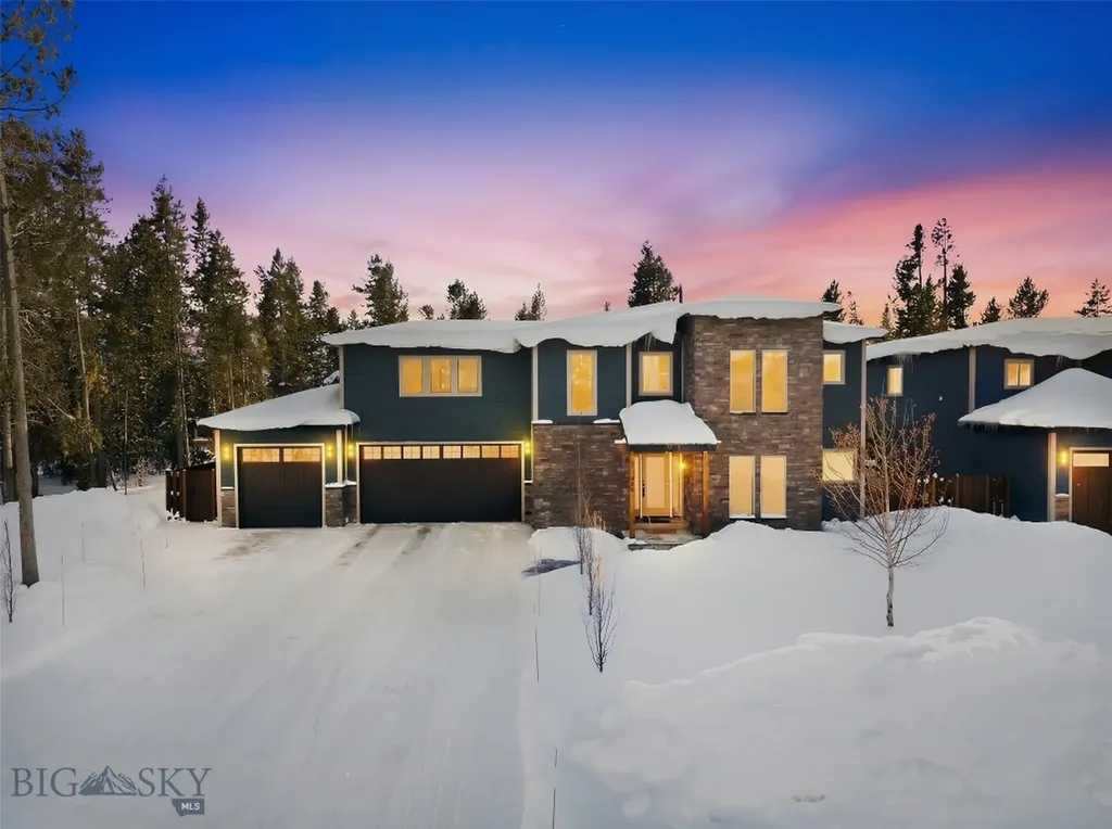 528 Gallatin Avenue West Yellowstone MT 59758