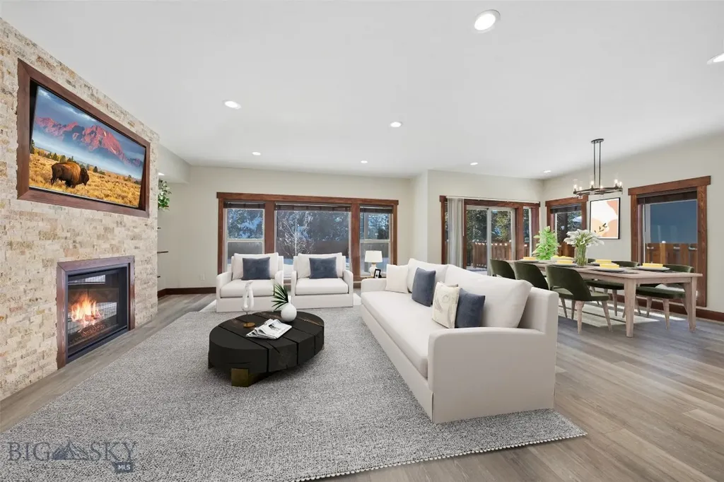 528 Gallatin Avenue West Yellowstone MT 59758