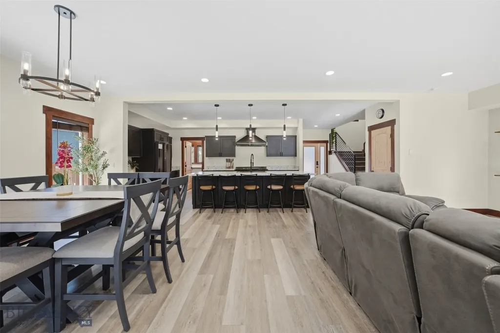 528 Gallatin Avenue West Yellowstone MT 59758