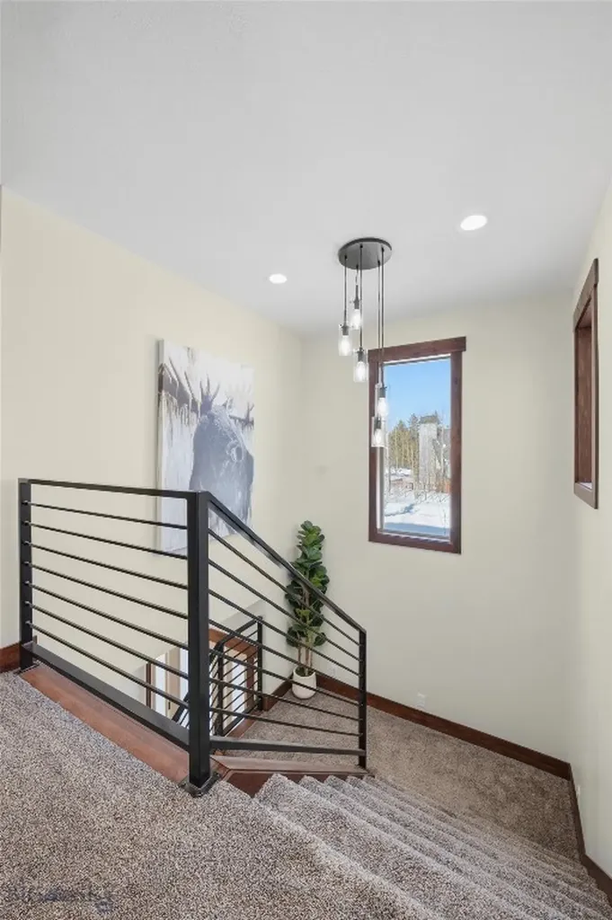 528 Gallatin Avenue West Yellowstone MT 59758