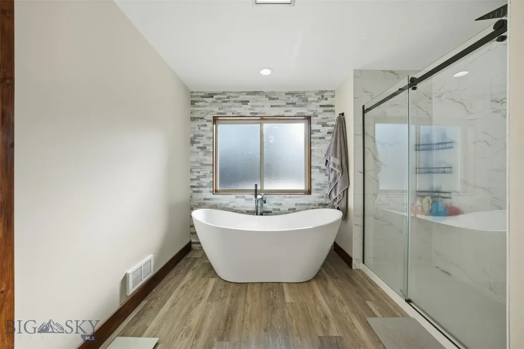 528 Gallatin Avenue West Yellowstone MT 59758
