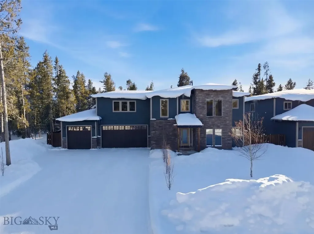 528 Gallatin Avenue West Yellowstone MT 59758