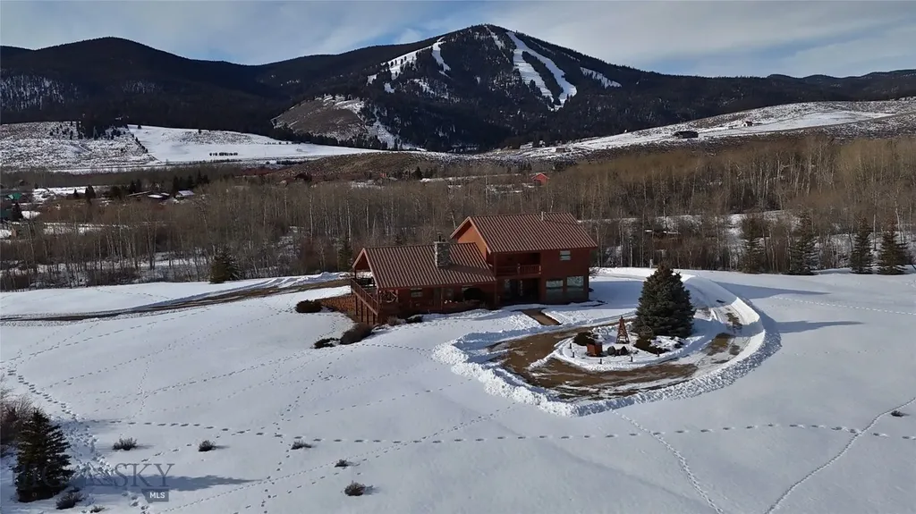 1105 Clark Creek Polaris MT 59746
