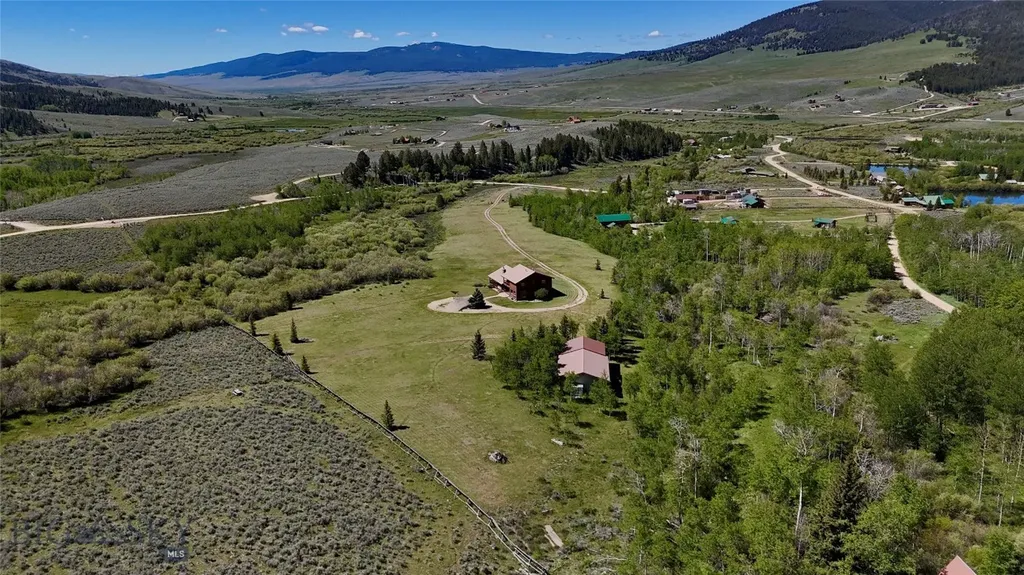 1105 Clark Creek Polaris MT 59746