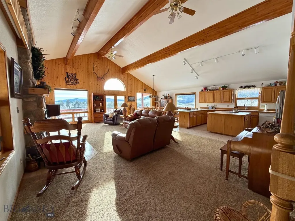 1105 Clark Creek Polaris MT 59746