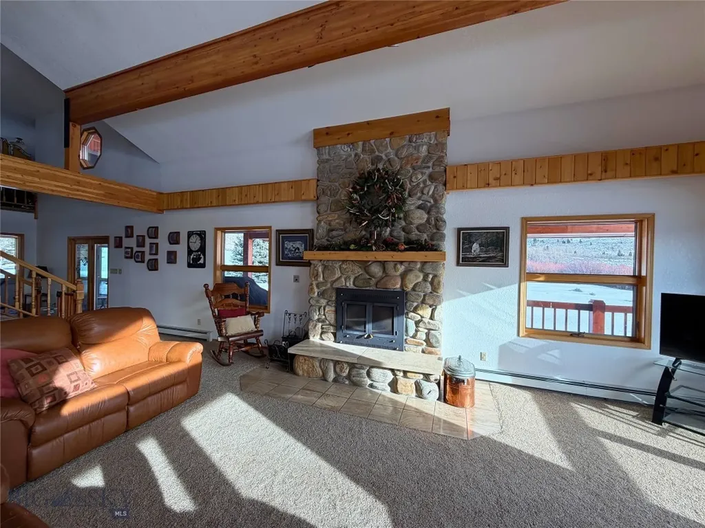 1105 Clark Creek Polaris MT 59746