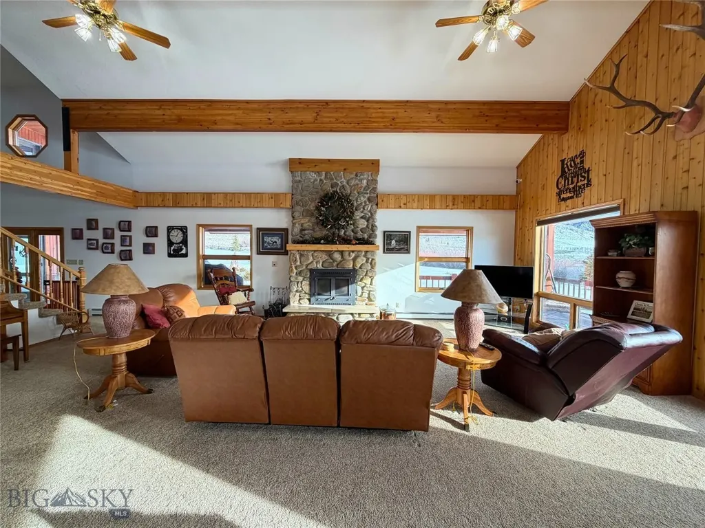 1105 Clark Creek Polaris MT 59746