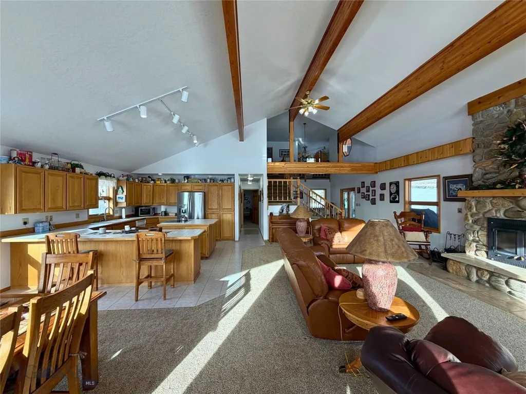 1105 Clark Creek Polaris MT 59746