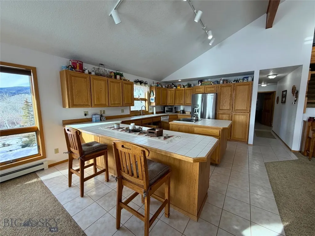 1105 Clark Creek Polaris MT 59746