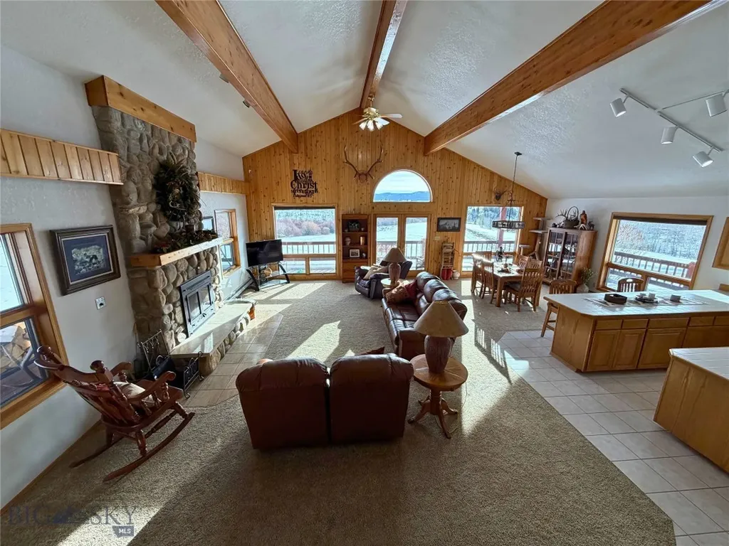 1105 Clark Creek Polaris MT 59746