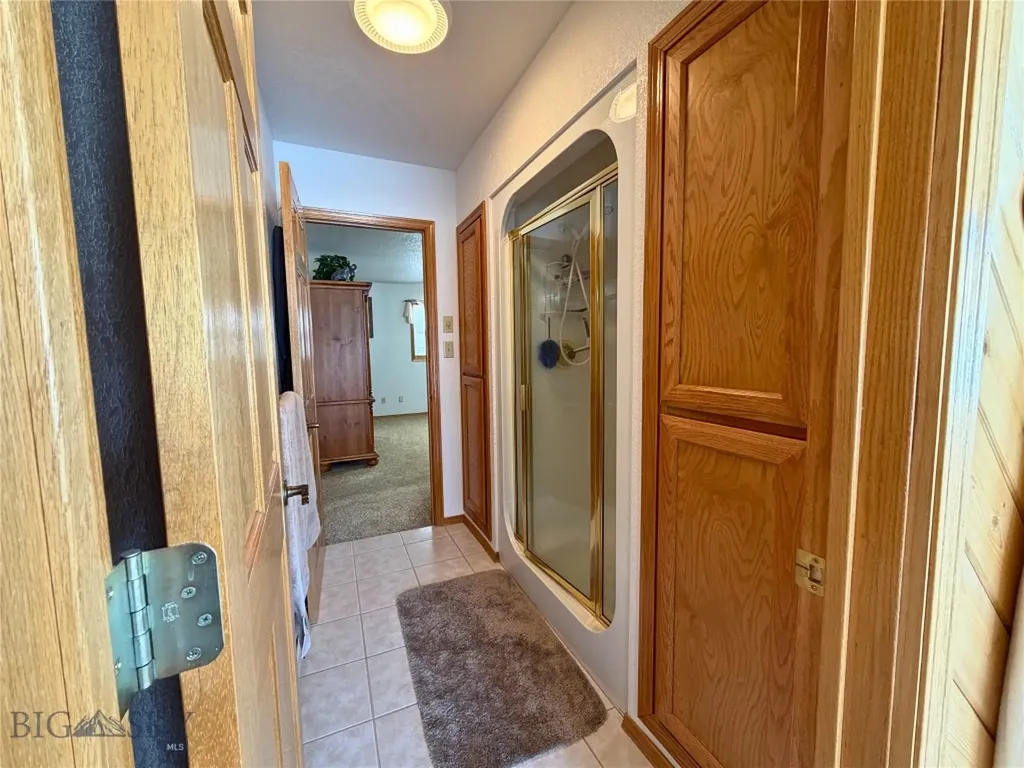1105 Clark Creek Polaris MT 59746
