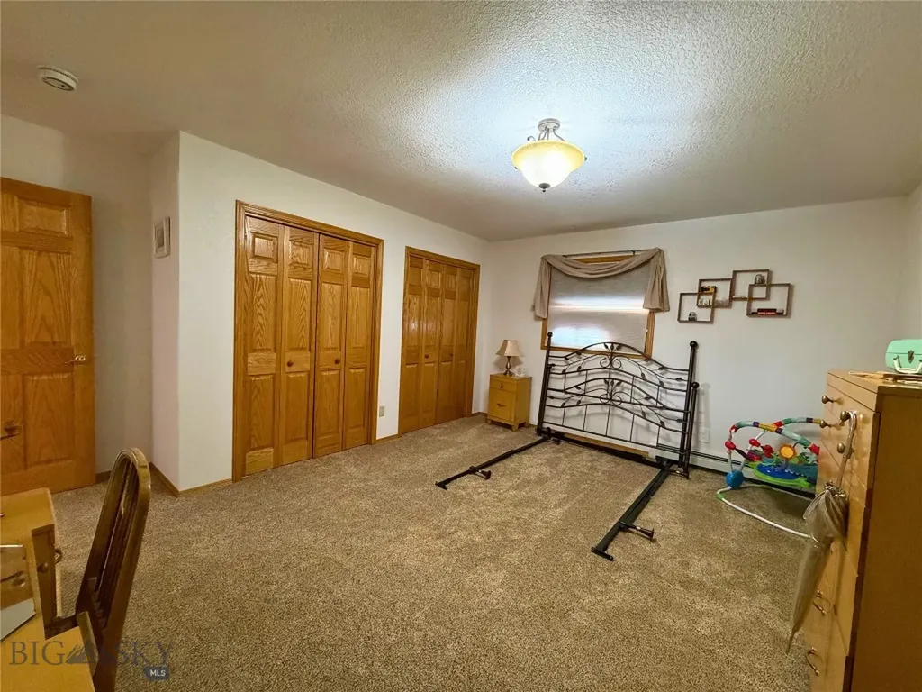 1105 Clark Creek Polaris MT 59746