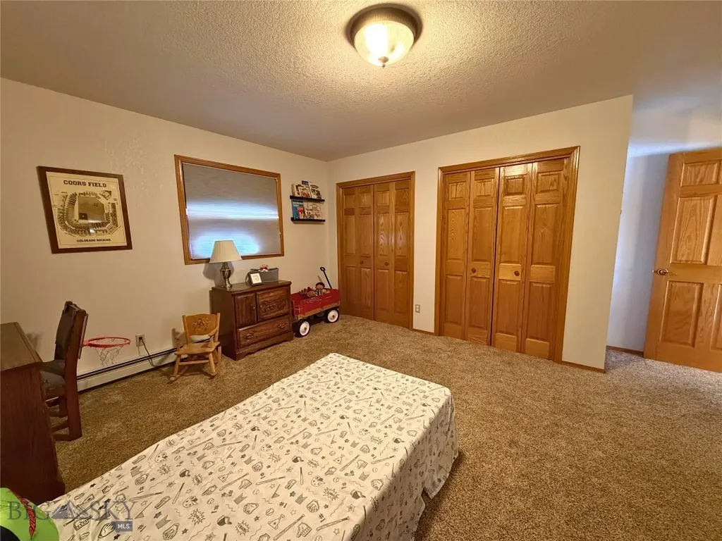 1105 Clark Creek Polaris MT 59746