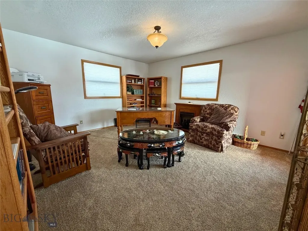 1105 Clark Creek Polaris MT 59746