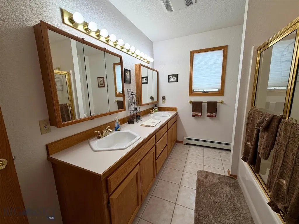 1105 Clark Creek Polaris MT 59746
