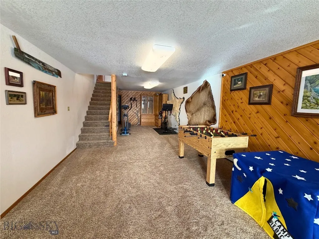 1105 Clark Creek Polaris MT 59746