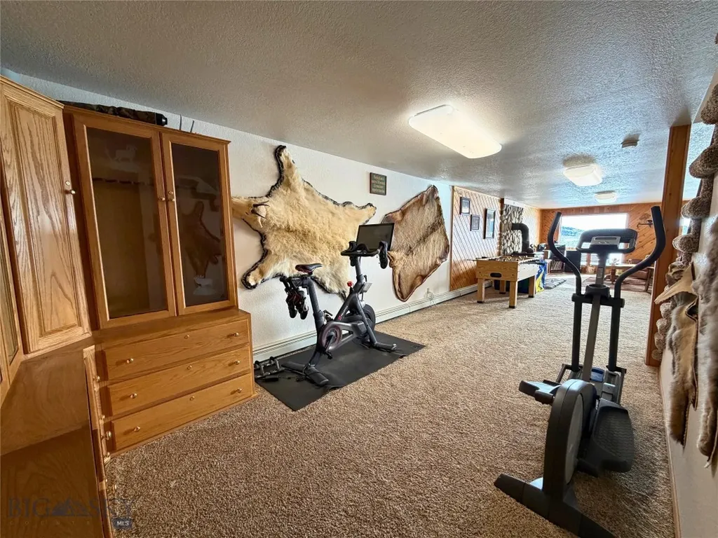 1105 Clark Creek Polaris MT 59746