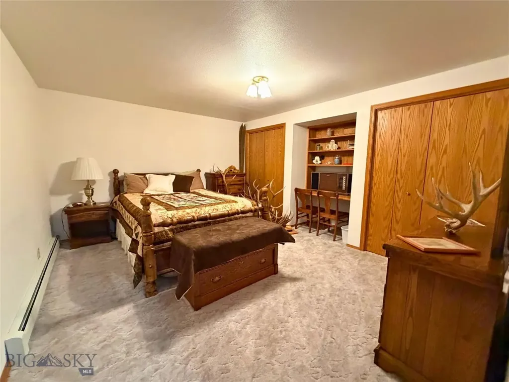 1105 Clark Creek Polaris MT 59746