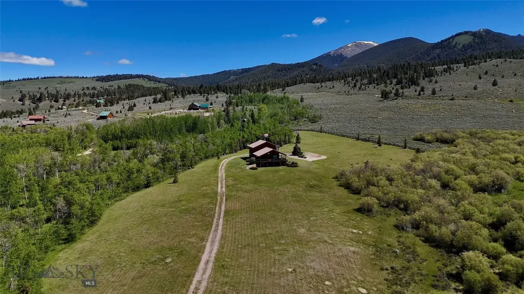 1105 Clark Creek Polaris MT 59746