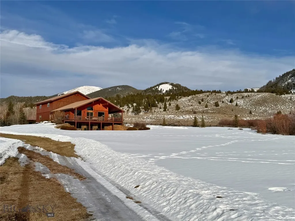1105 Clark Creek Polaris MT 59746