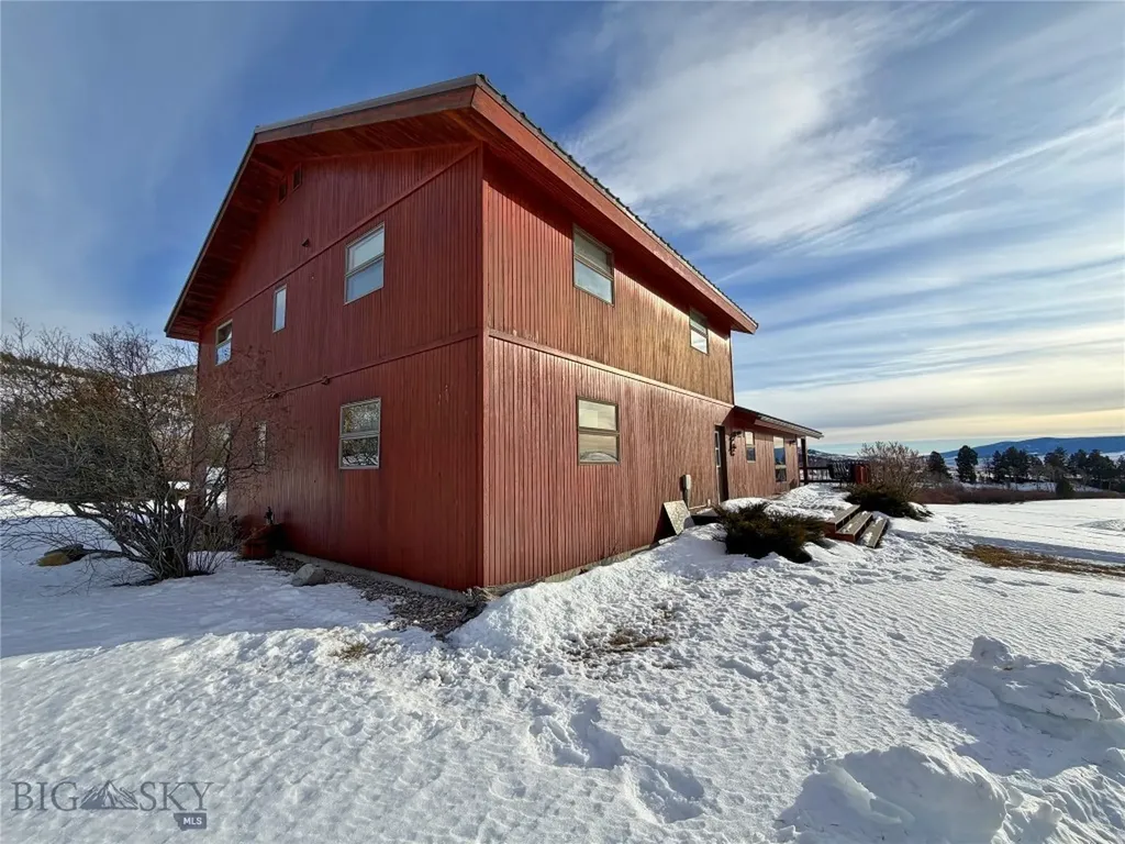 1105 Clark Creek Polaris MT 59746