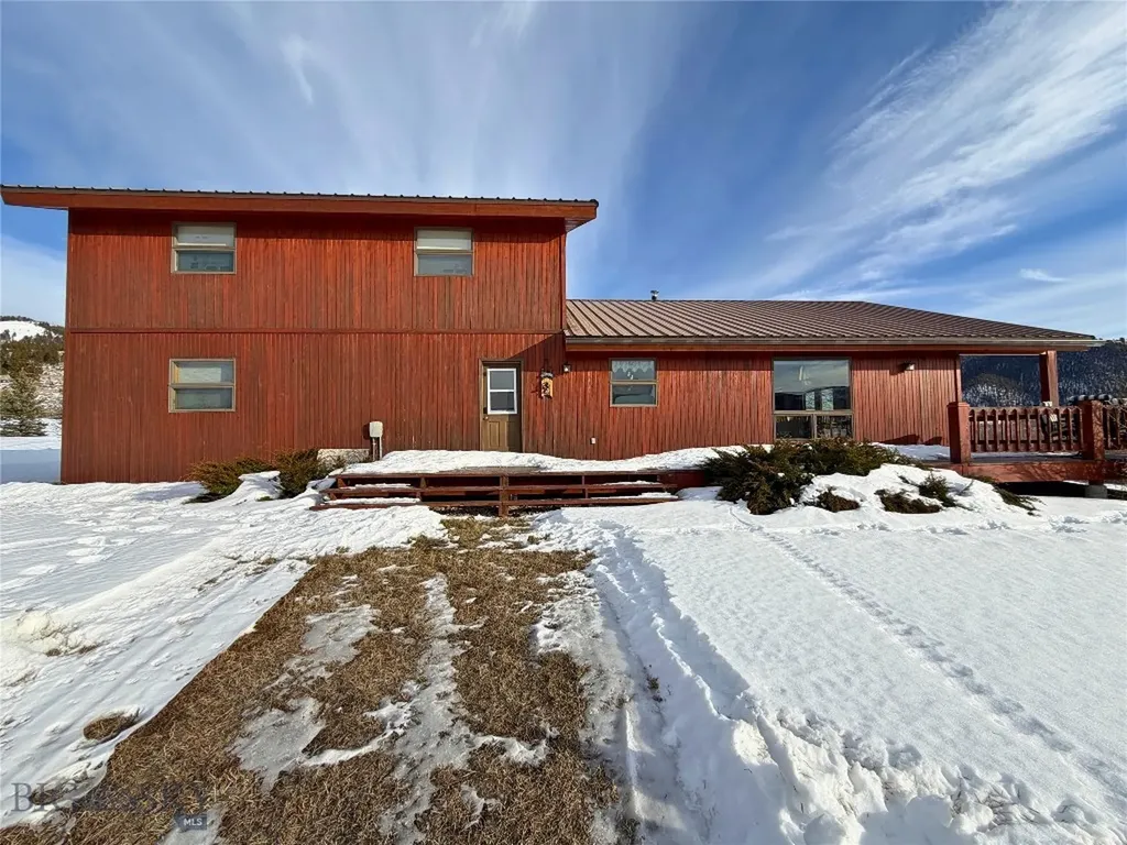 1105 Clark Creek Polaris MT 59746