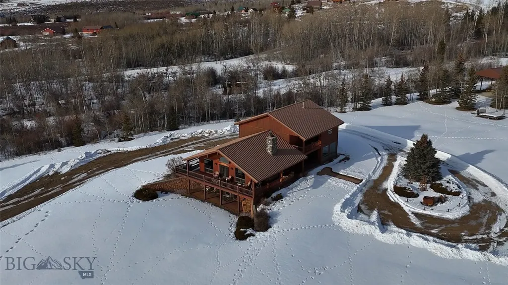 1105 Clark Creek Polaris MT 59746