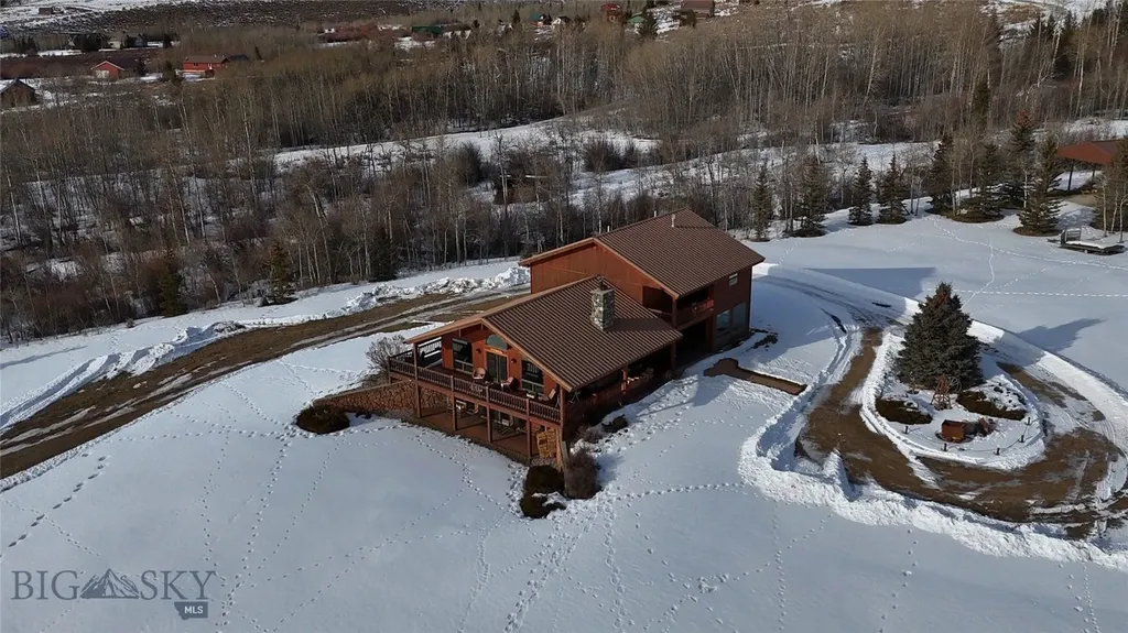 1105 Clark Creek Polaris MT 59746
