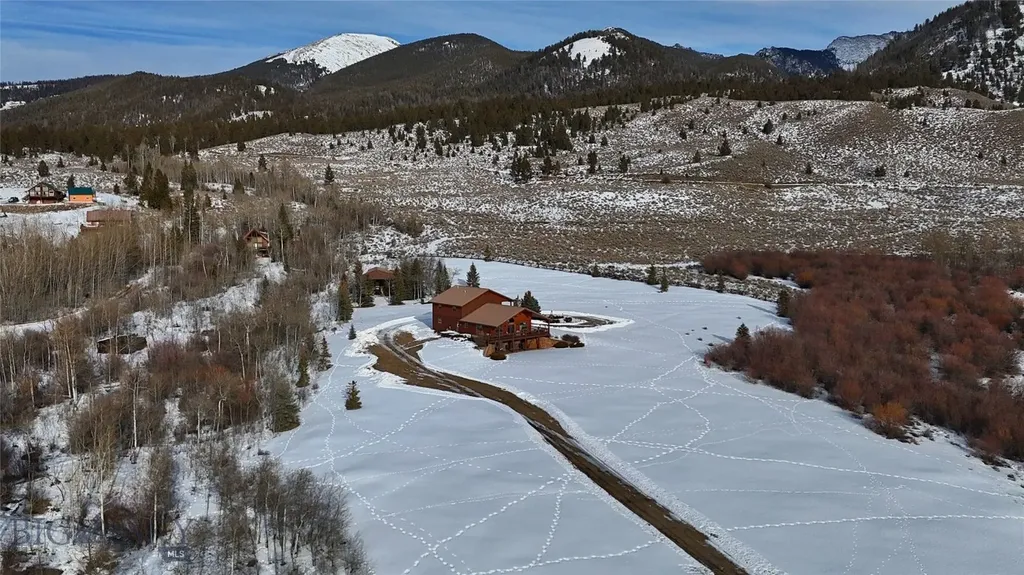 1105 Clark Creek Polaris MT 59746