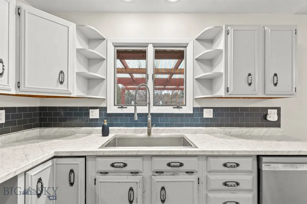 605 Robin Lane Livingston MT 59047