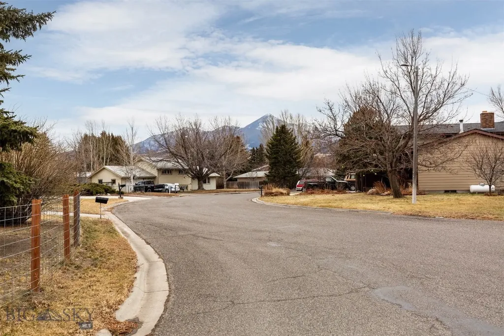 605 Robin Lane Livingston MT 59047