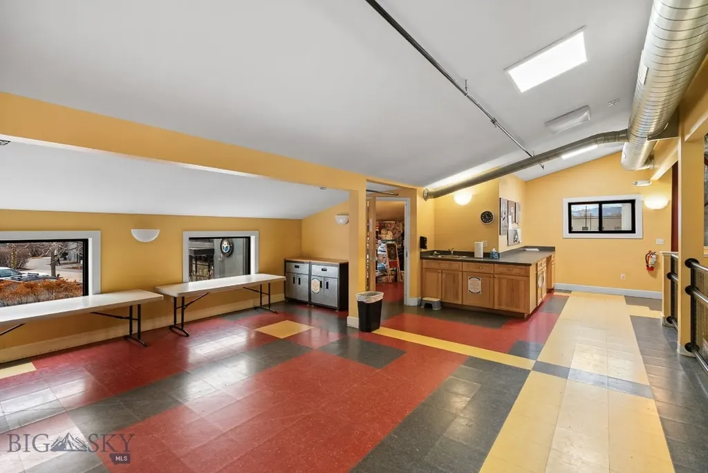 1237 N Rouse Avenue Bozeman MT 59715