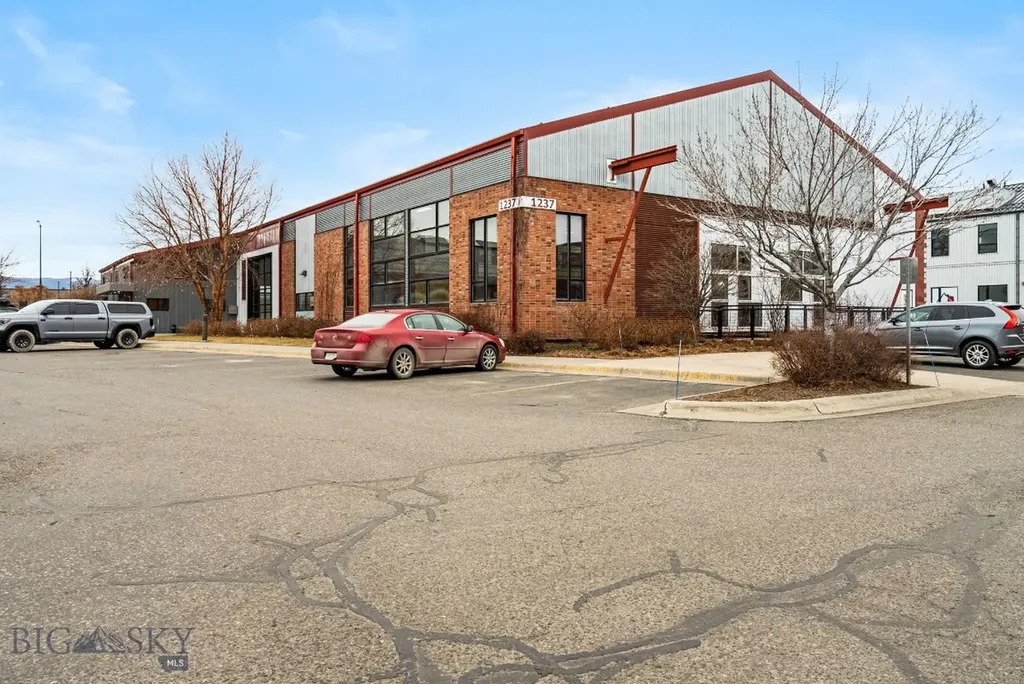 1237 N Rouse Avenue Bozeman MT 59715