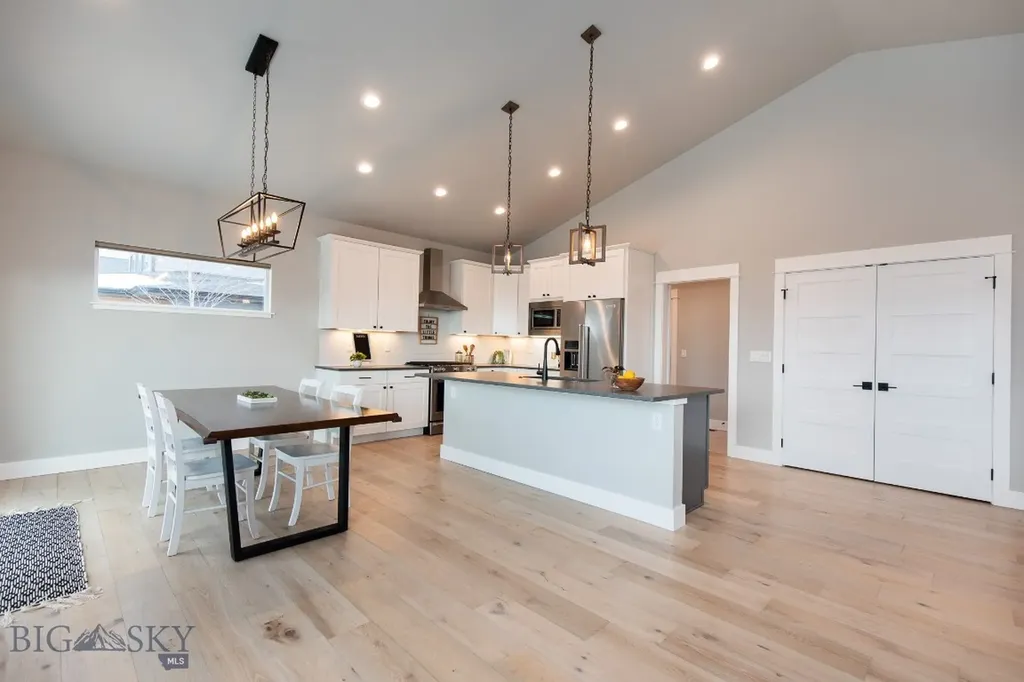 41 Lion Peak Drive Bozeman MT 59718