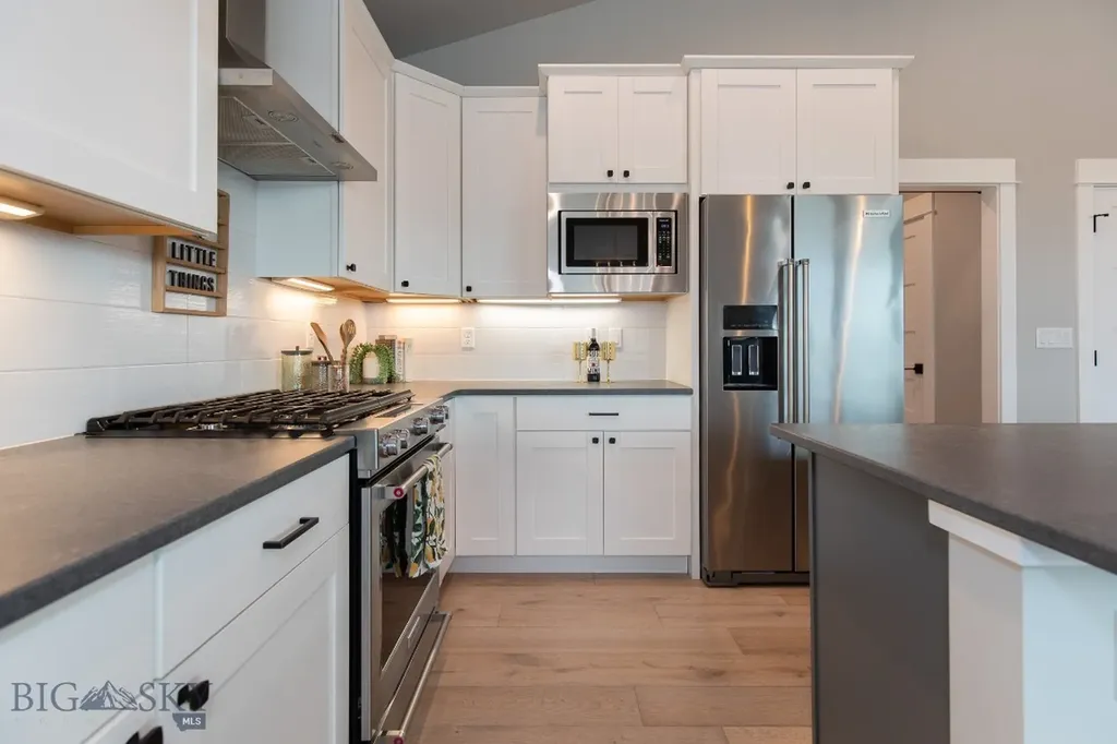 41 Lion Peak Drive Bozeman MT 59718