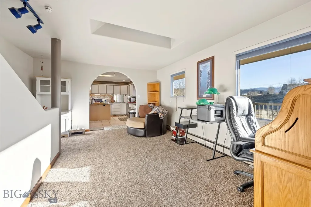 125 Mountain View Butte MT 59701