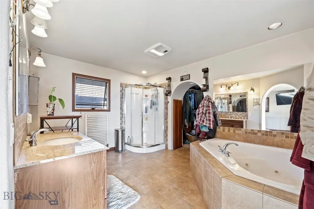 125 Mountain View Butte MT 59701