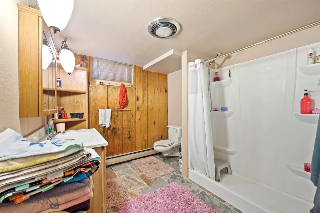125 Mountain View Butte MT 59701