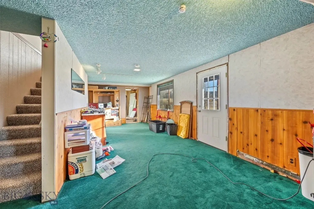 125 Mountain View Butte MT 59701