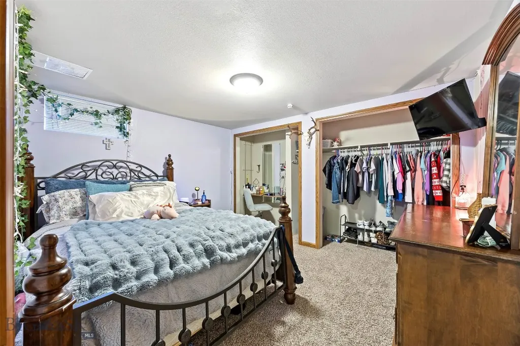 125 Mountain View Butte MT 59701