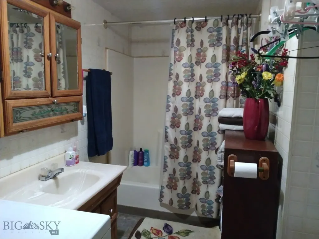506 Ash Street Anaconda MT 59711