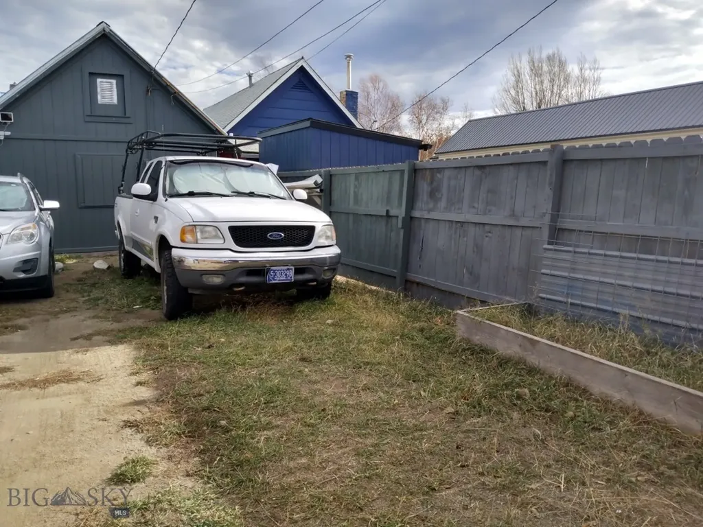 506 Ash Street Anaconda MT 59711