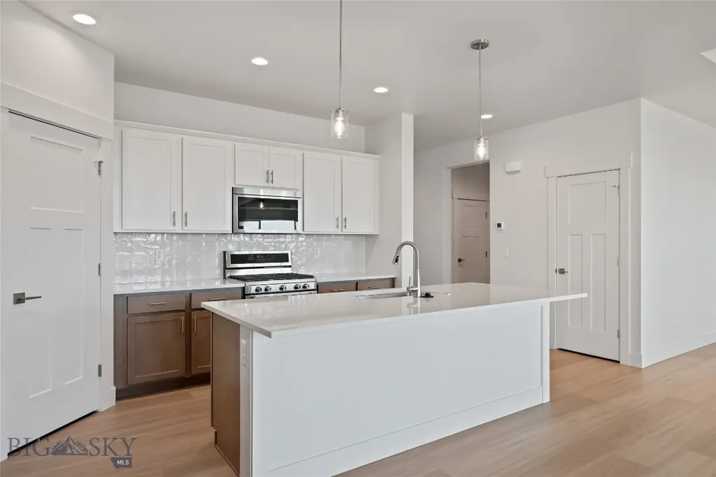 1542 Belle Starr Drive Belgrade MT 59714